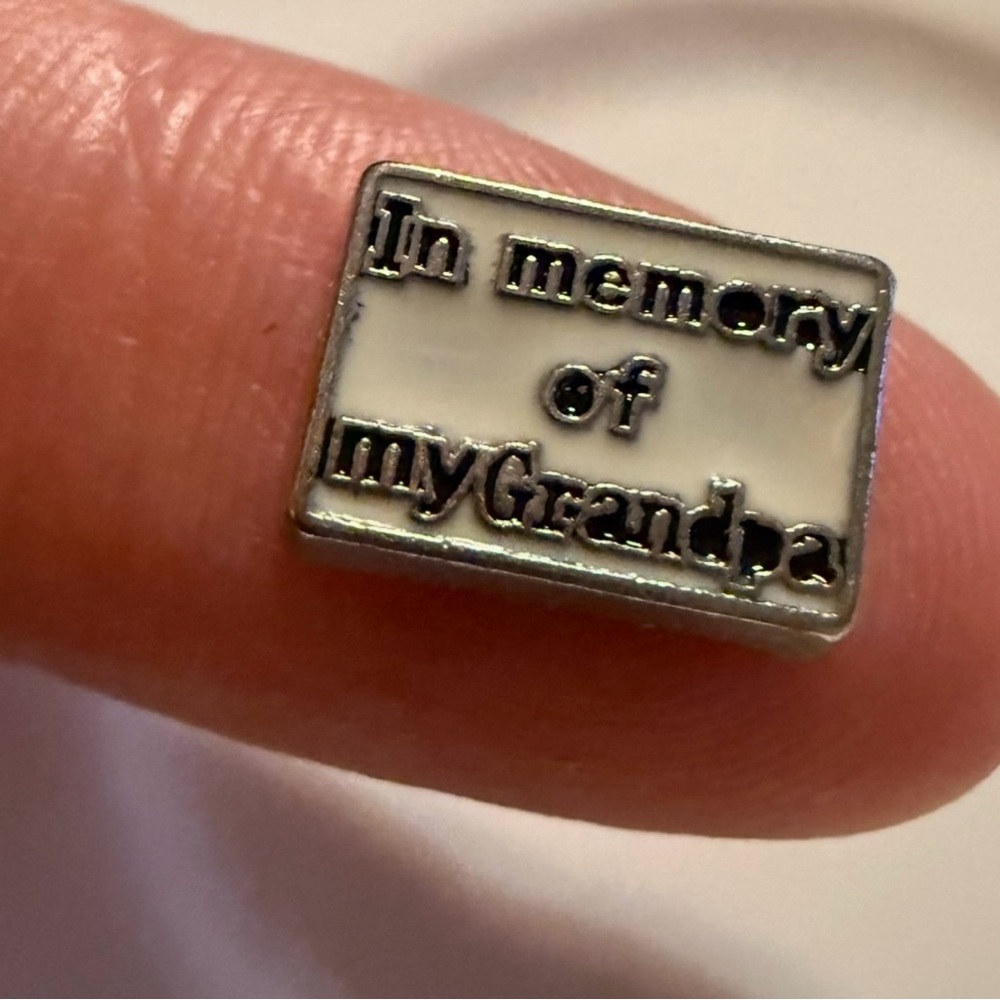 $1 Silver Grandpa Memorial Floating Charm~New~$1 WITH ANY $10 ORDER OR MORE - Picture 1 of 13